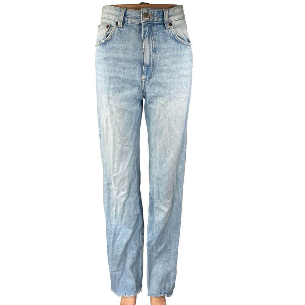 Zara Women's Blue Light Wash High Waisted Raw Hem Straight Denim Jeans Size 2